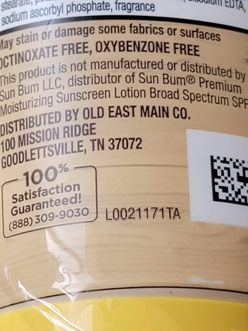 Studio Selection Sun Sunscreen Lotion SPF 50 Banana Scent 6oz Exp 12/26